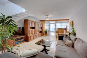 Lovely House in Las Americas